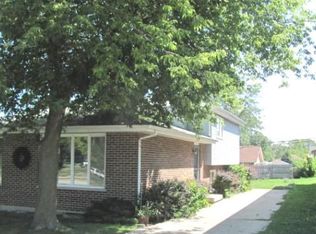 1009 S Stewart Ave, Lombard, IL 60148