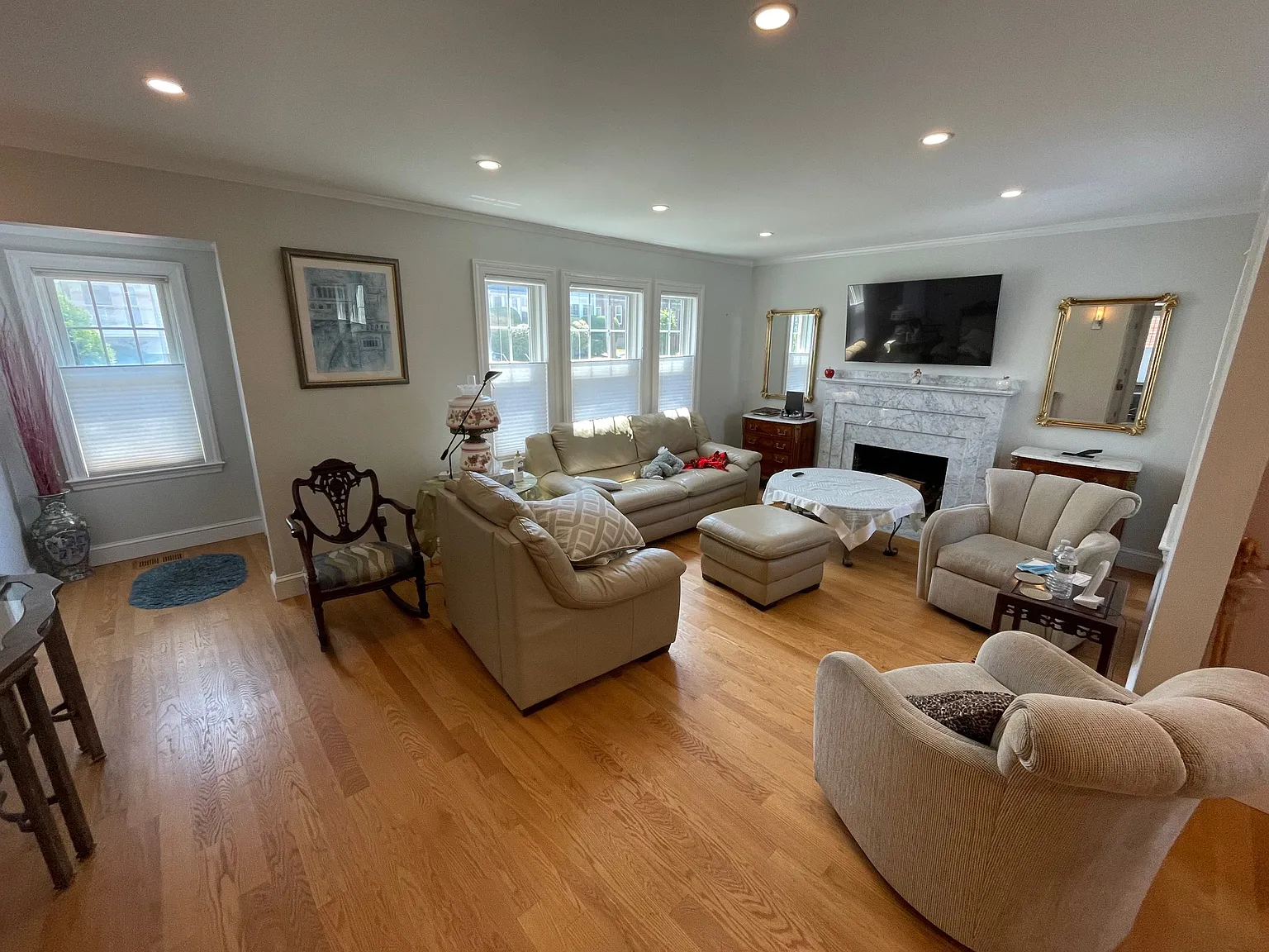 3 bed, 1600 sqft, $3,500 — Photo 3