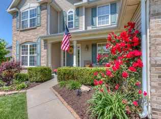 1105 Manor Cove Dr, Saint Charles, MO 63304