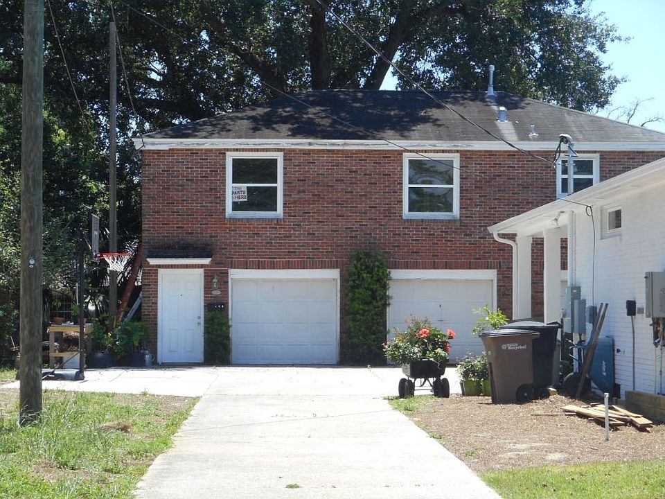 1st image of 1603 E Lakeview Ave