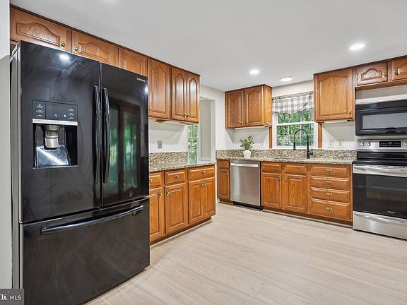 2nd image of 9807 New England Woods Ct