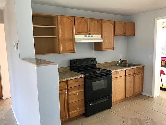 5th image of 44 Palmetto Dr