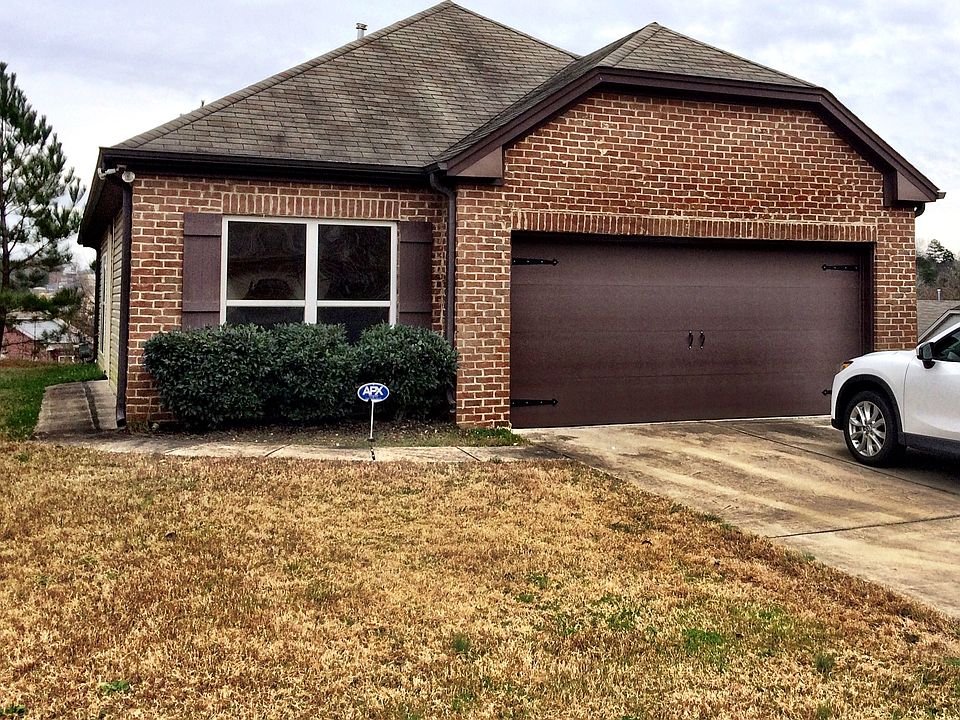 Garden home front view