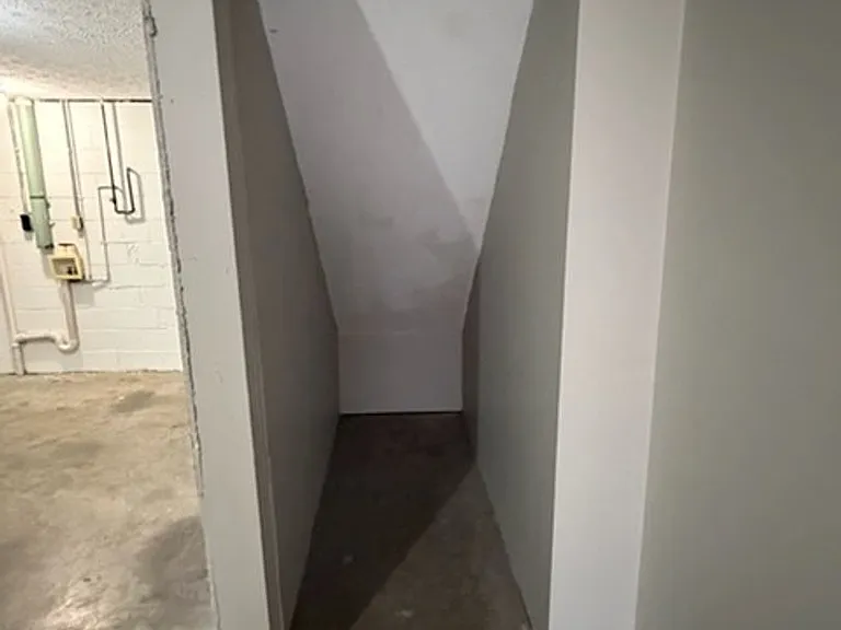211 Aqueduct Dr — Photo 13
