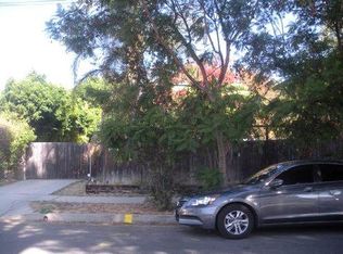 19045 Chase St, Northridge, CA 91324