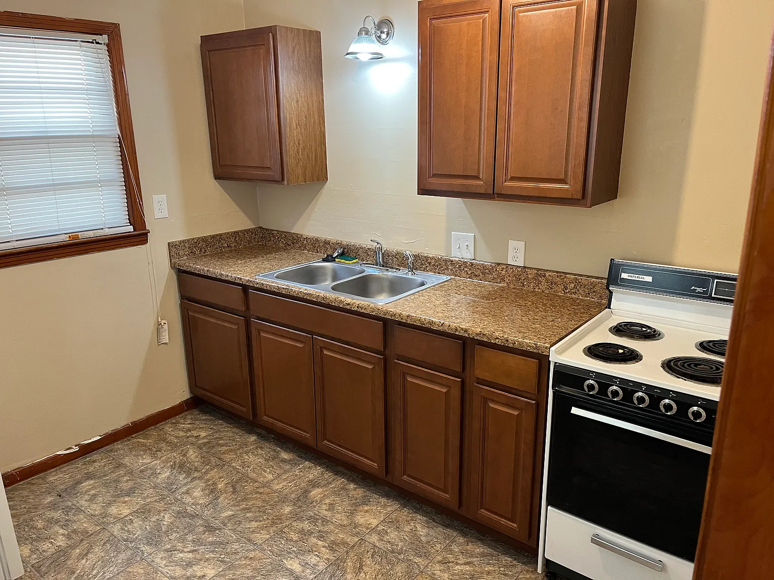 Studio, 450 sqft, $425 — Photo 4