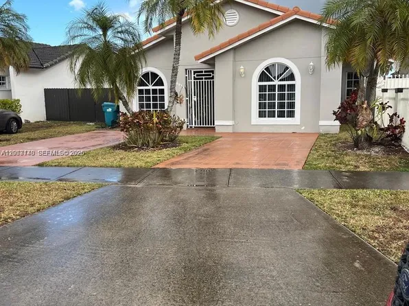 4911 SW 142nd Pl, Miami, FL 33175