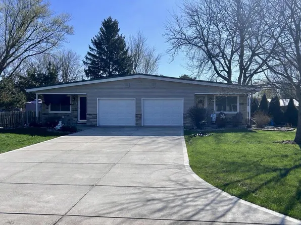 270 N Arlington AVENUE #272, North Prairie, WI 53153