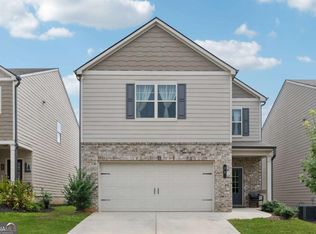 79 Auburn Crossing Dr, Auburn, GA