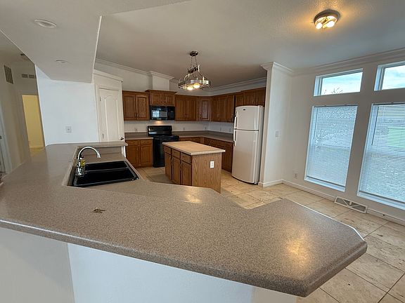 5th image of 1190 43rd Ln