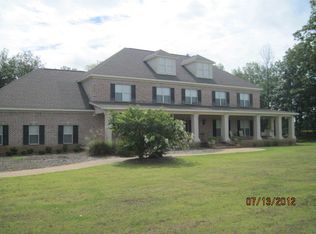 103 Redbud Dr, Batesville, MS 38606