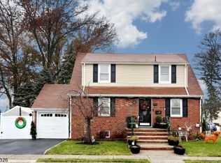 85 William St, Rochelle Park, NJ 07662