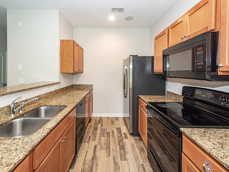 484 Truman Dr — Photo 52