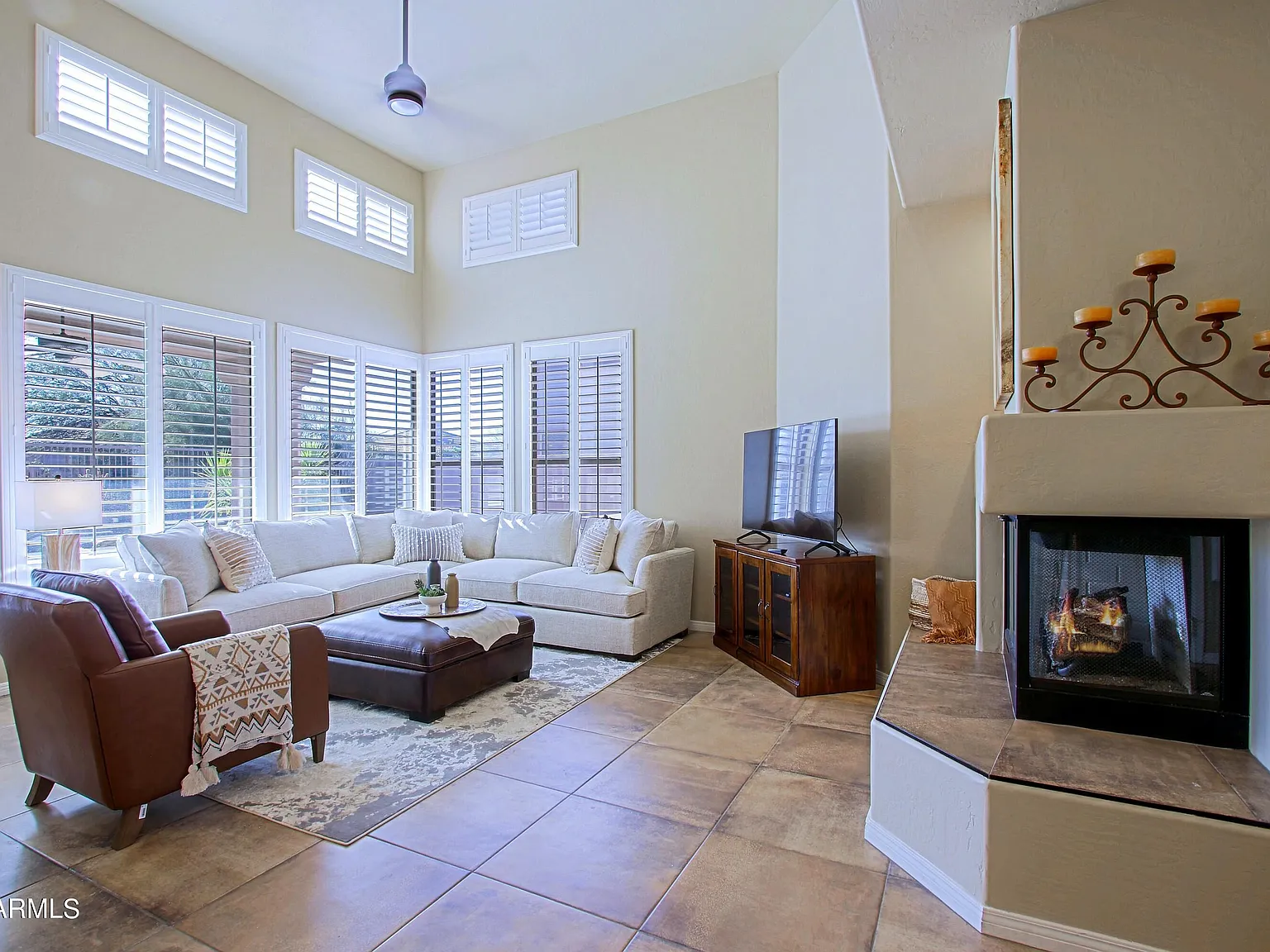 2 bed, 2.0 bath, 1410 sqft, $2,600 — Photo 4