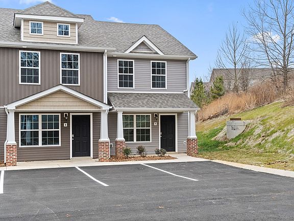 3rd image of 955 Big Sky Dr #T