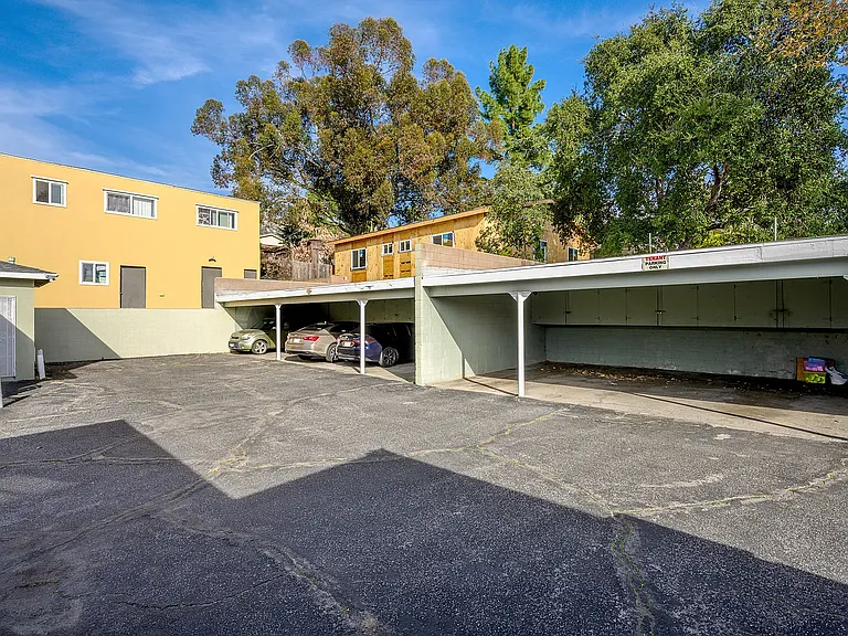 10230 Silverton Ave — Photo 24