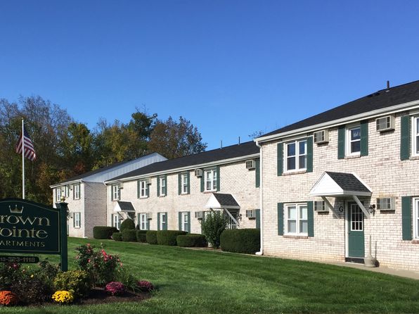 Crown Pointe Apartments, 28 Federal St, Belchertown, MA 01007