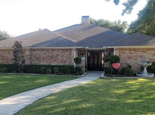 1417 Huntington Dr, Richardson, TX 75080