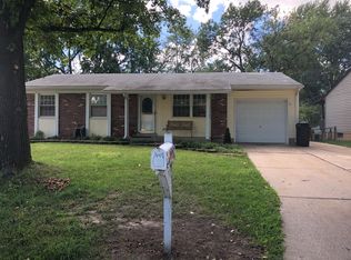 2847 Radnor St, Saint Charles, MO 63301