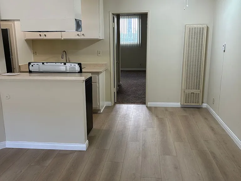 18550 Prairie St. — Photo 24