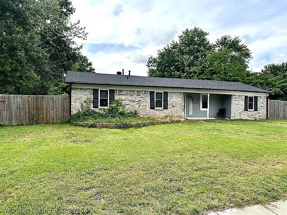 3rd image of 7824 Colony Ln