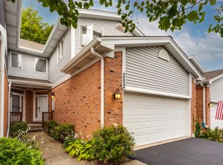 282 Charlotte Ct, Cary, IL 60013
