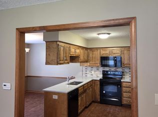 15147 Glenwood Ave, Overland Park, KS 66223