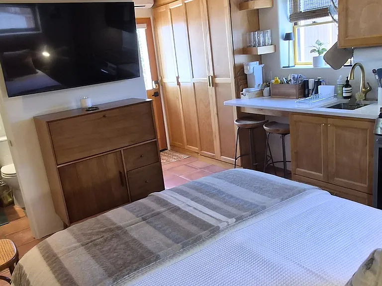 144 N Melwood Ave #2 — Photo 50