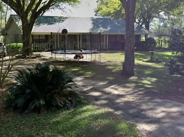 13141 Holly Ct, Grand Bay, AL 36541