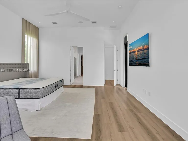 5765 SW 104th Ter — Photo 16