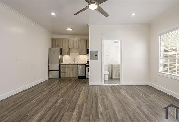 2nd image of 1217 N Berendo St Unit 26