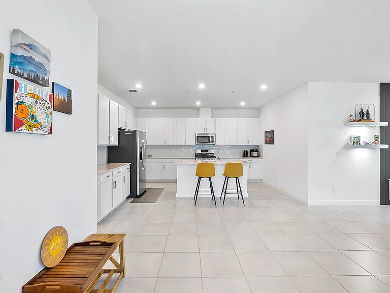 1325 Haywagon Trl — Photo 20