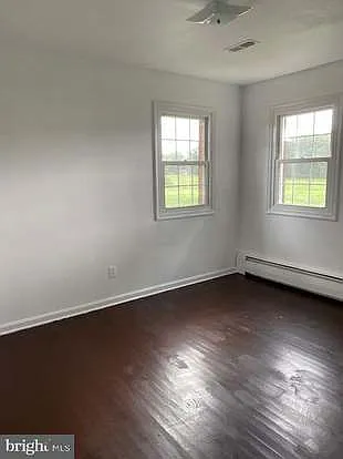 8221 Greenwich Rd — Photo 8