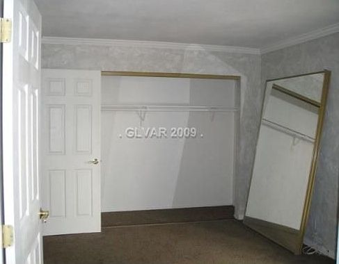 4th image of 2956 Bel Air Dr