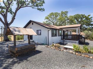 14594 Perricone Rd, Chinese Camp, CA 95327