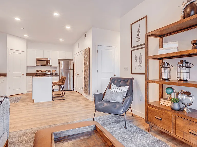 Eversage Apartments — Photo 7