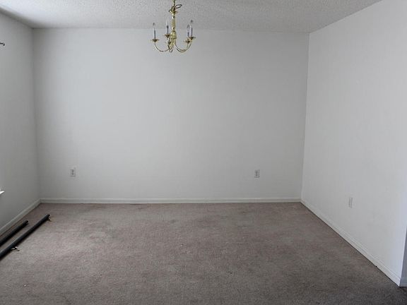 4th image of 179 Macon Dr