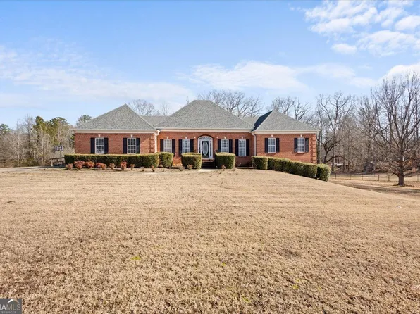 121 Desmond Ct, Powder Springs, GA 30127