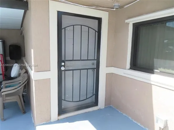 3760 NW 197th St #2, Opa Locka, FL 33055