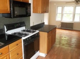 744 Canaan Rd APT 24, Bridgeport, CT 06610