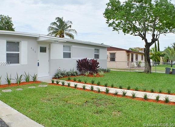 3rd image of 886 NW 3rd St