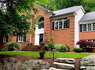 144 Hearthstone Dr, West Milford, NJ 07480