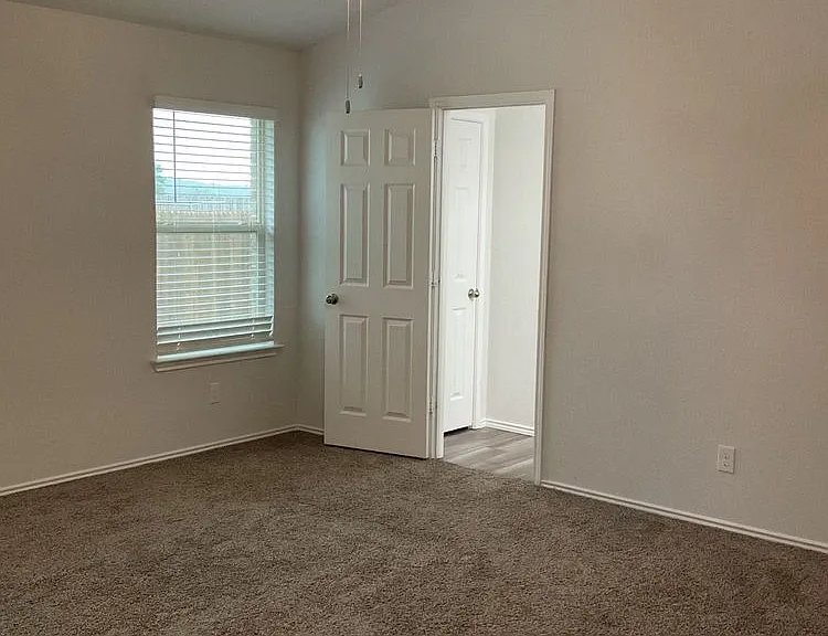 412 Saddleback Trl — Photo 13