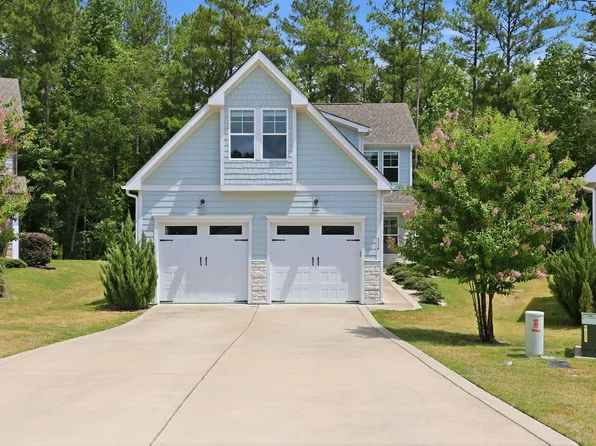 116 Spruce Hollow Cir, Spring Lake, NC 28390