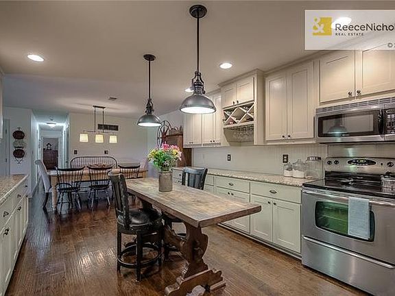 3rd image of 30908 E Colbern Rd