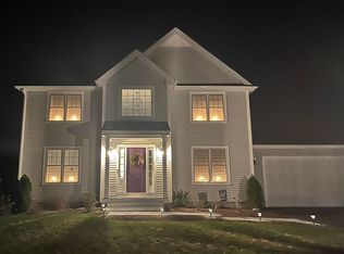 24 Duxburrow Way, Bridgewater, MA 02324