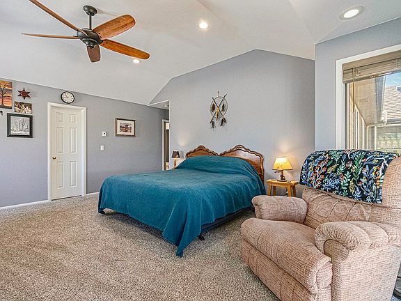 5th image of 11784 Crabapple Dr