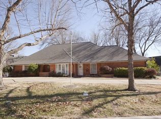 6943 S Jamestown Ave, Tulsa, OK 74136