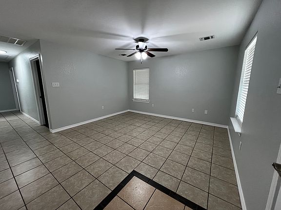 3rd image of 511 W Live Oak St #B