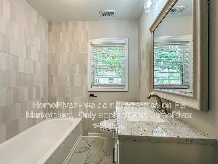 5033 Sunset Lake Rd — Photo 11